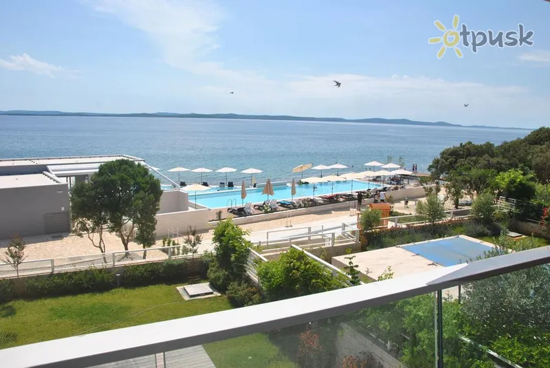 Фото отеля Sunnyside Apartments Petrcane 4* Zadara Horvātija ārpuse un baseini