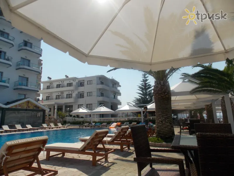 Фото отеля Joni Kompleks 3* Саранда Албанія екстер'єр та басейни