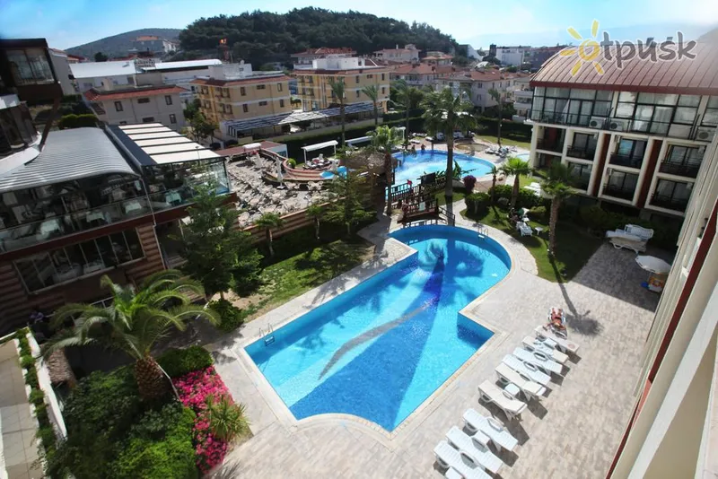 Фото отеля Piril Hotel Thermal & Beauty Spa 4* Cesme Turkija išorė ir baseinai