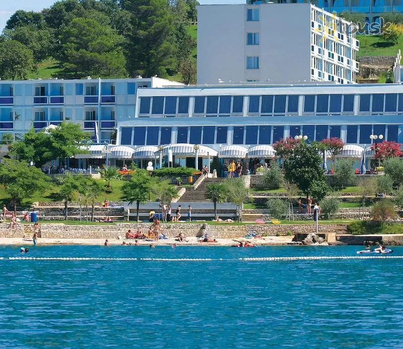 Фото отеля Plavi Hotel 3* Porec Horvātija ārpuse un baseini