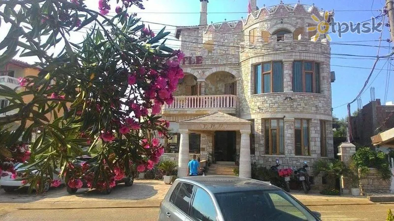 Фото отеля Castle Hotel 4* Ksamilas Albanija išorė ir baseinai