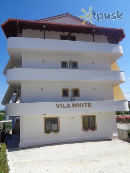 Фото отеля Vila White 3* Ксамил Албания экстерьер и бассейны