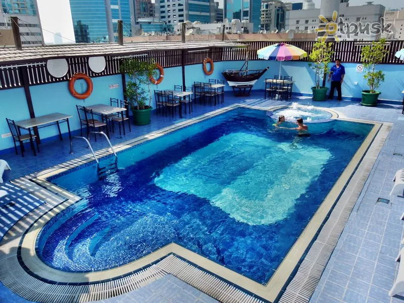 Фото отеля Mayfair Hotel 3* Dubajus JAE išorė ir baseinai