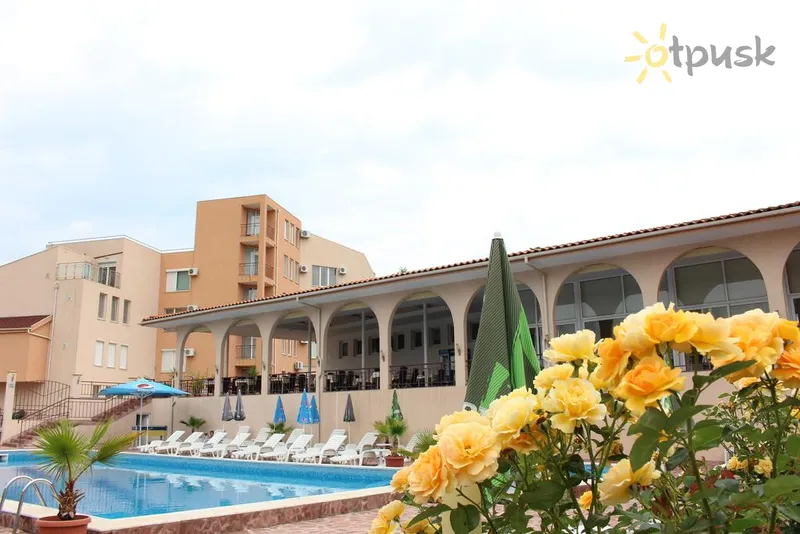 Фото отеля Hera Hotel 3* Созопіль Болгарія екстер'єр та басейни