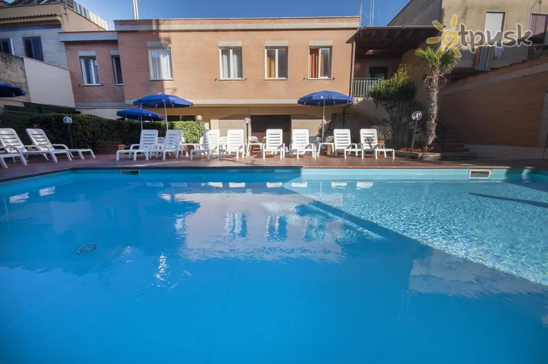Фото отеля Villa Margherita Hotel 3* Lacio Itālija ārpuse un baseini
