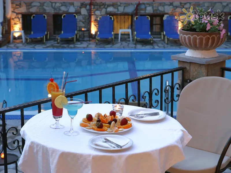 Фото отеля Calypso Hotel 2* Халкидики – Кассандра Греция бары и рестораны