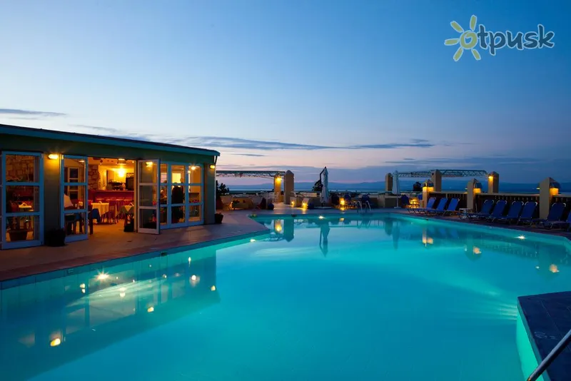 Фото отеля Daphne Holiday Club 3* Halkidiki — Kasandra Grieķija ārpuse un baseini