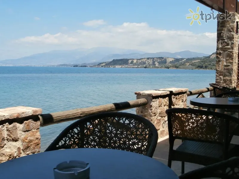 Фото отеля Castella Beach 2* Peloponesas Graikija barai ir restoranai