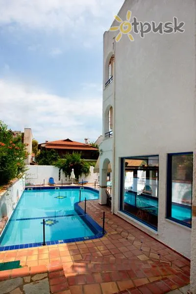 Фото отеля Golden Beach Hotel 2* Halkidiki — Kasandra Grieķija ārpuse un baseini