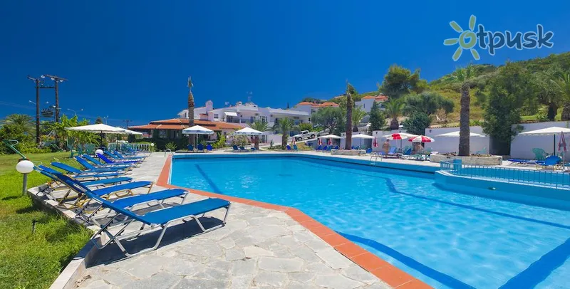 Фото отеля Halkidiki Palace 4* Halkidiki — Kasandra Grieķija ārpuse un baseini