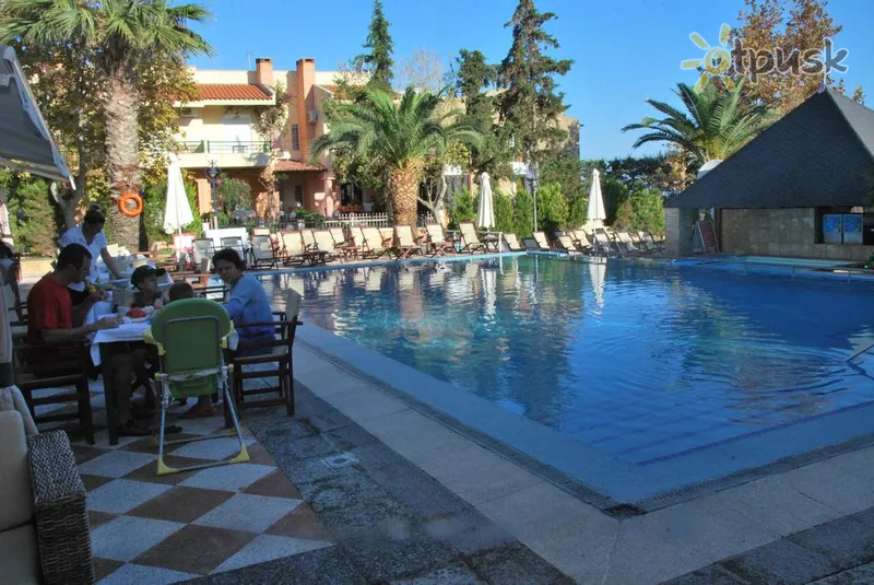 Фото отеля Naias Hotel 3* Халкідікі – Кассандра Греція екстер'єр та басейни