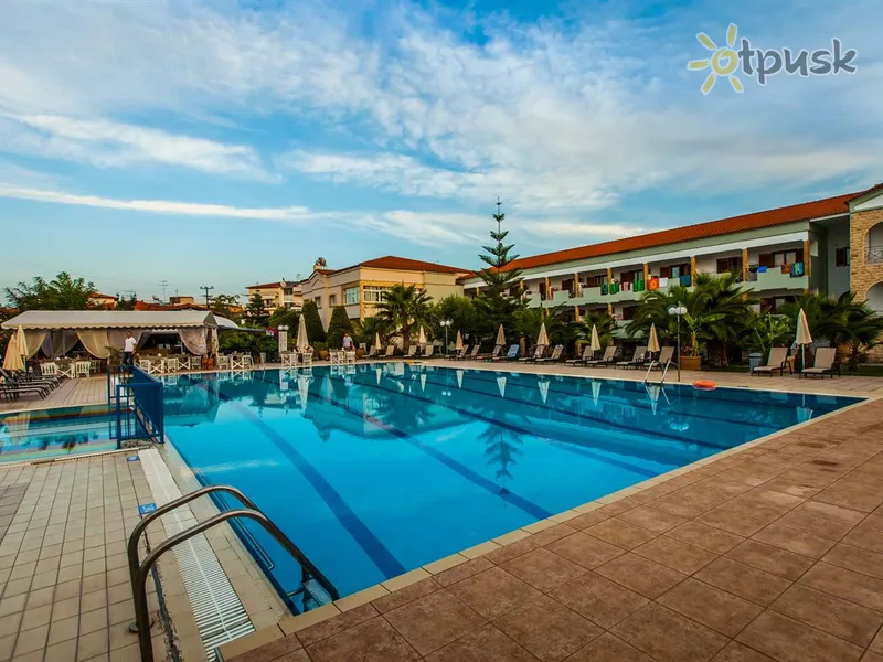 Фото отеля Tresor Sousouras 4* Halkidiki — Kasandra Grieķija ārpuse un baseini