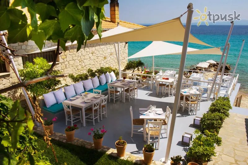 Фото отеля White Suites Resort 3* Chalkidikė – Kasandra Graikija barai ir restoranai