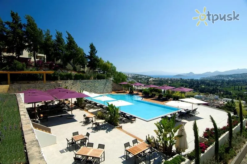 Фото отеля Ramada Resort by Wyndham Bodrum 5* Бодрум Турция экстерьер и бассейны