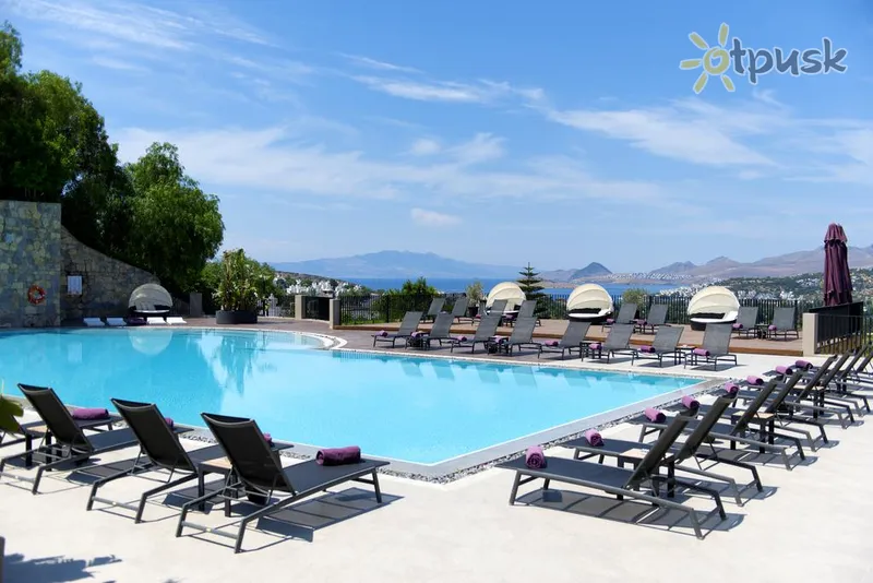 Фото отеля Ramada Resort by Wyndham Bodrum 5* Бодрум Туреччина екстер'єр та басейни