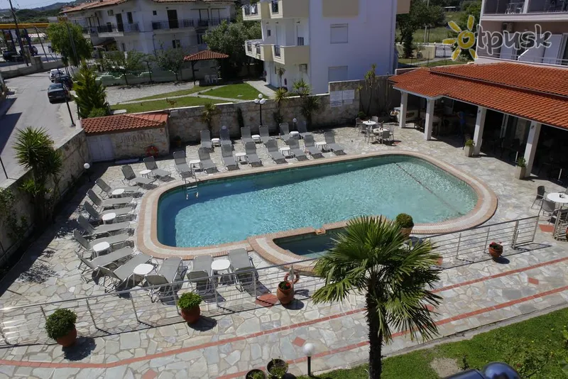 Фото отеля Sarantis Hotel 3* Halkidiki — Kasandra Grieķija ārpuse un baseini