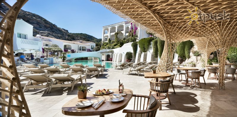 Фото отеля Grand Hotel Poltu Quatu 5* о. Сардиния Италия бары и рестораны