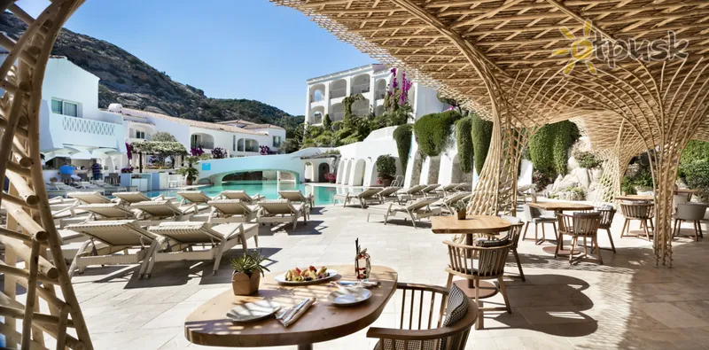 Фото отеля Grand Hotel Poltu Quatu 5* apie. Sardinija Italija barai ir restoranai