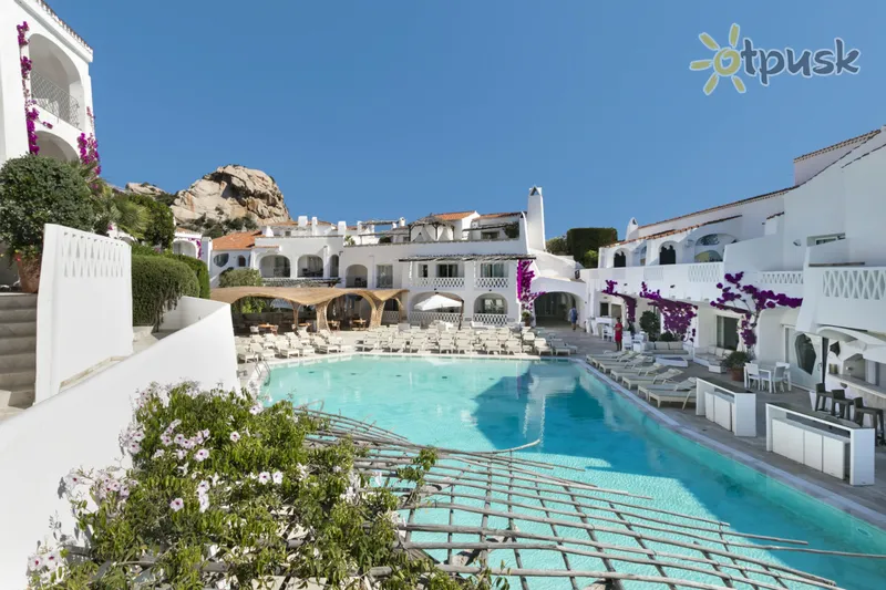 Фото отеля Grand Hotel Poltu Quatu 5* о. Сардинія Італія екстер'єр та басейни