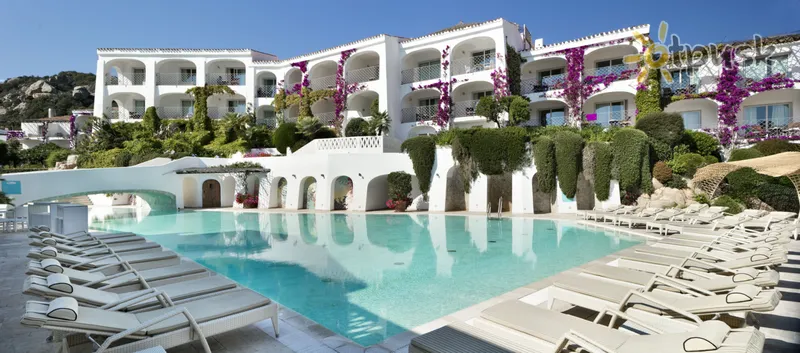 Фото отеля Grand Hotel Poltu Quatu 5* о. Сардинія Італія екстер'єр та басейни