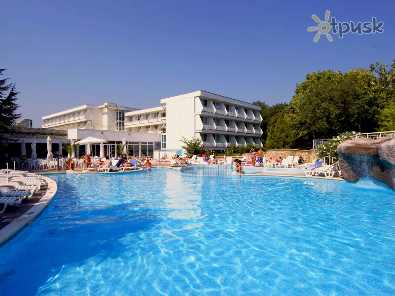 Фото отеля Алтея 3* Albena Bulgarija išorė ir baseinai