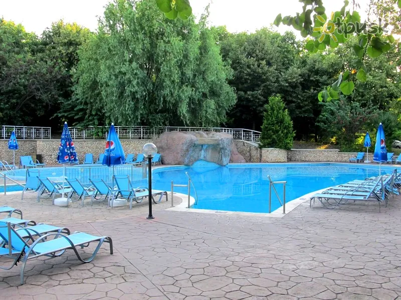 Фото отеля Алтея 3* Албена Болгарія екстер'єр та басейни