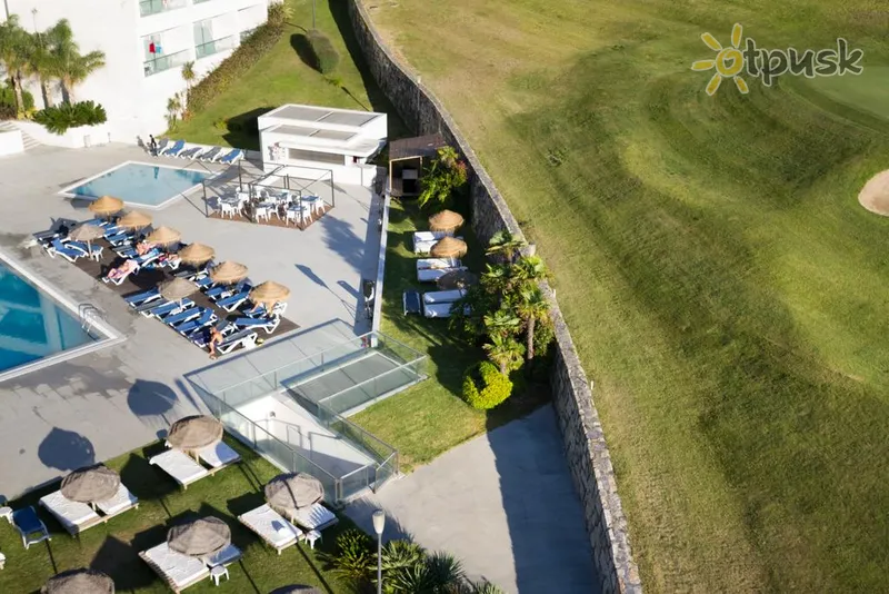 Фото отеля Aldeia dos Capuchos Golf & Spa 4* Кошта-да-Капарика Португалия экстерьер и бассейны