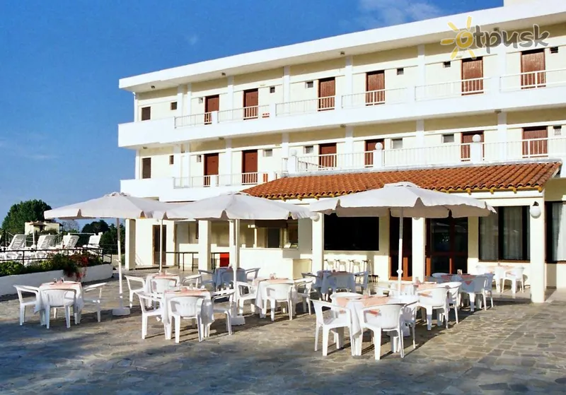 Фото отеля Prassino Nissi Hotel 2* Korfu Graikija barai ir restoranai
