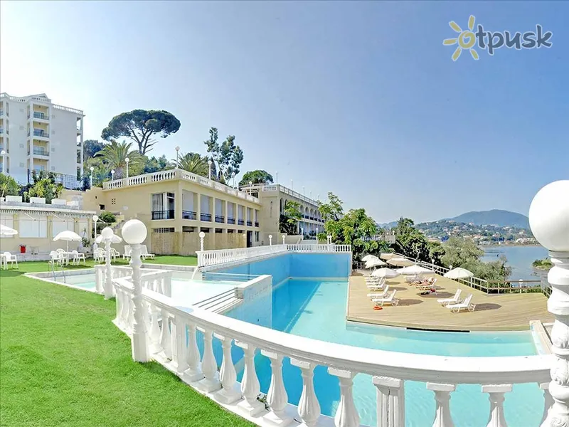 Фото отеля The Royal Grand Hotel 3* Korfu Graikija išorė ir baseinai