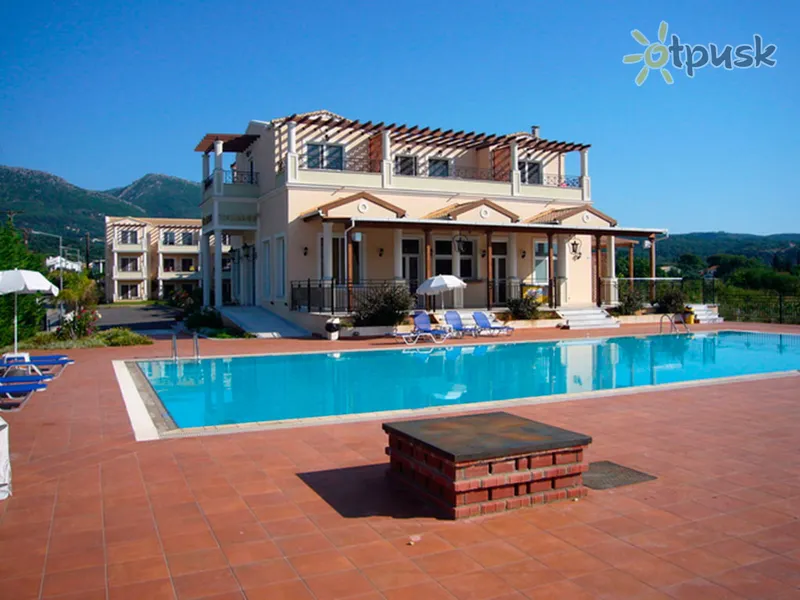 Фото отеля Thinalos Hotel 3* о. Корфу Греція екстер'єр та басейни
