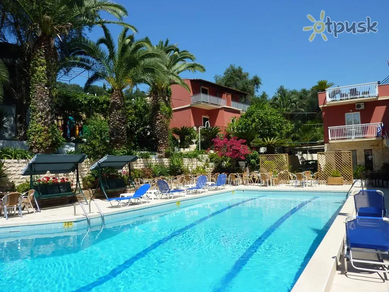 Фото отеля Oasis Hotel 3* Korfu Graikija išorė ir baseinai