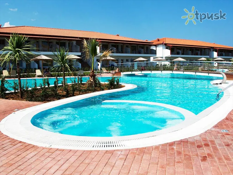 Фото отеля Alexandros Palace Hotel & Suites 5* Halkidiki — Athos Grieķija ārpuse un baseini