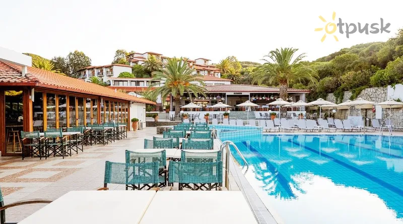 Фото отеля Bomo Aristoteles Holiday Resort & SPA 4* Halkidiki — Athos Grieķija ārpuse un baseini