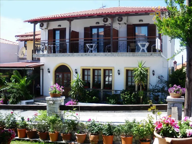 Фото отеля Makedonia Hotel 2* Halkidiki — Athos Grieķija ārpuse un baseini