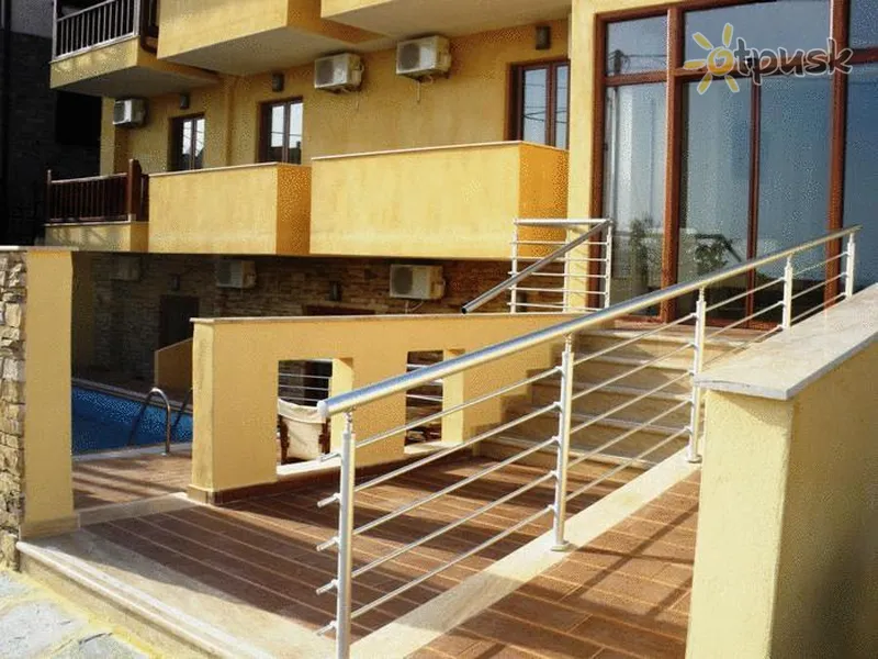 Фото отеля Ouranoupolis Princess Hotel 2* Халкідікі – Афон Греція екстер'єр та басейни