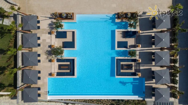 Фото отеля Santa Marina Mykonos Resort & Villas 5* par. Mykonos Grieķija ārpuse un baseini