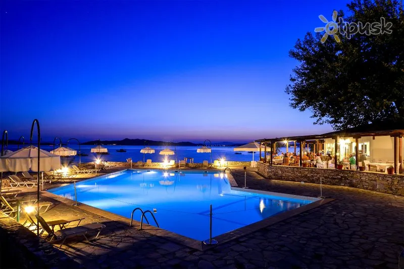 Фото отеля Xenia Ouranoupolis Hotel 4* Халкідікі – Афон Греція екстер'єр та басейни