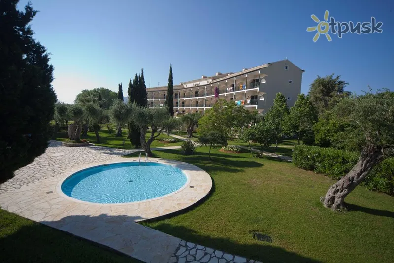 Фото отеля Delfinia Hotel 4* Korfu Graikija išorė ir baseinai