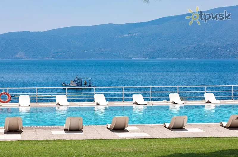 Фото отеля Kalamaki Beach Hotel 4* Пелопоннес Греция экстерьер и бассейны
