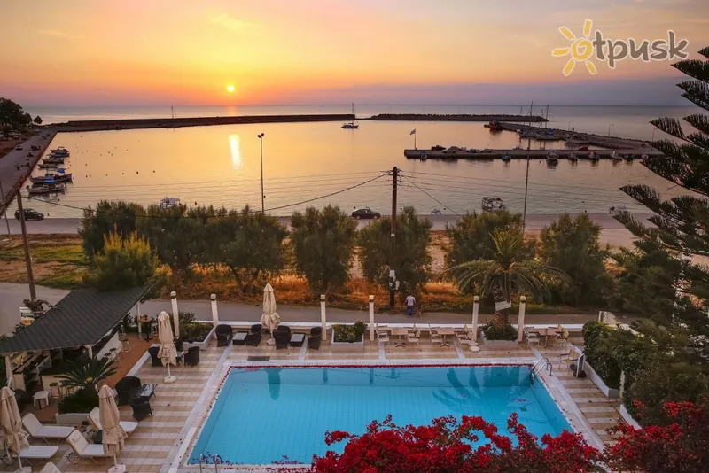 Фото отеля Kyparissia Beach Hotel 3* Пелопоннес Греция экстерьер и бассейны