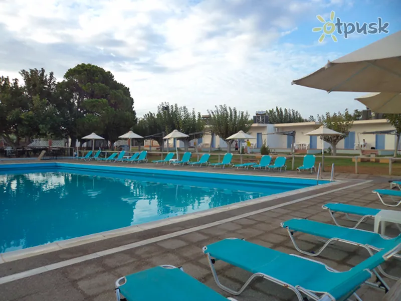 Фото отеля Ionian Beach Bungalows Resort 3* Пелопоннес Греція екстер'єр та басейни