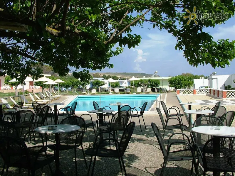 Фото отеля Ionian Beach Bungalows Resort 3* Peloponēsa Grieķija bāri un restorāni