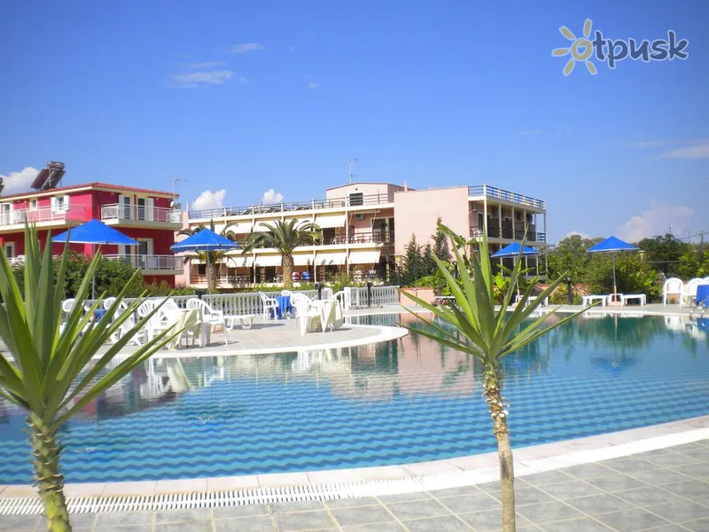 Фото отеля Brati - Arcoudi Hotel 2* Пелопоннес Греція екстер'єр та басейни