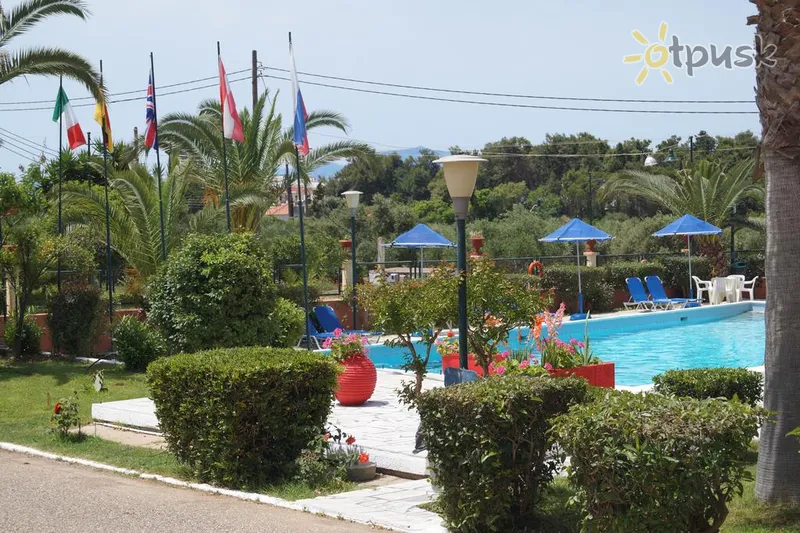 Фото отеля Brati - Arcoudi Hotel 2* Пелопоннес Греция экстерьер и бассейны