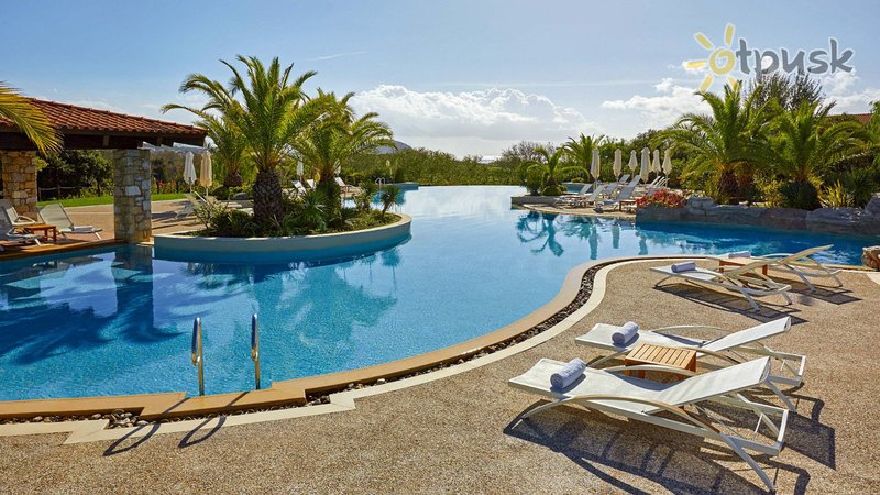 Фото отеля The Westin Resort Costa Navarino 5* Пелопоннес Греция экстерьер и бассейны
