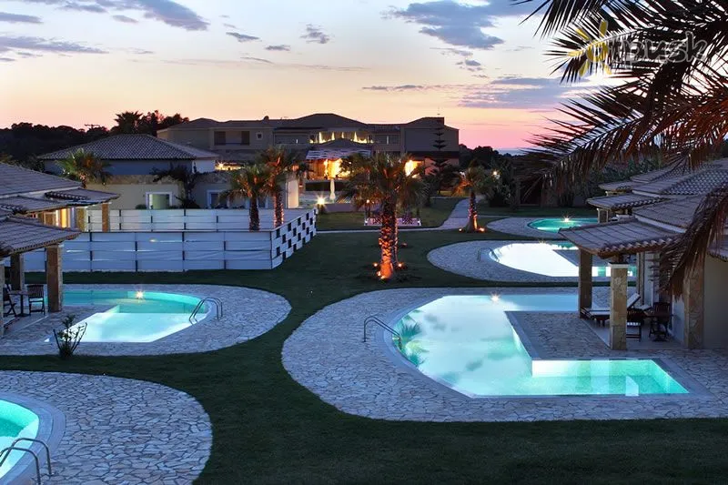 Фото отеля Olympia Golden Beach Resort & Spa 5* Peloponesas Graikija išorė ir baseinai