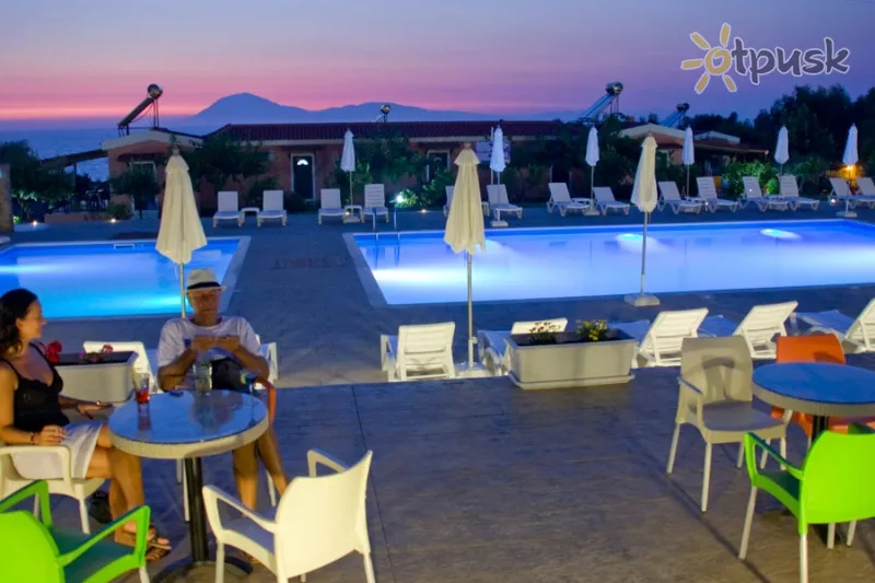 Фото отеля Fournia Village 3* Пелопоннес Греция бары и рестораны