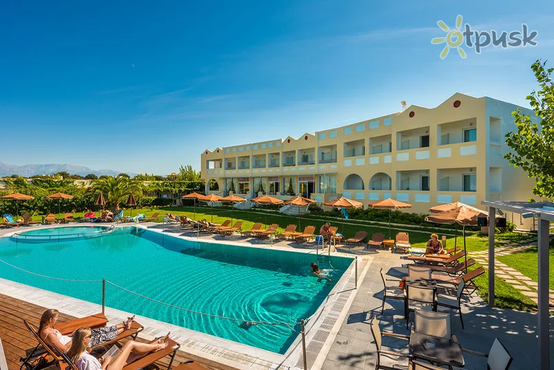 Фото отеля Niforeika Beach Hotel & Bungalows 3* Peloponēsa Grieķija ārpuse un baseini