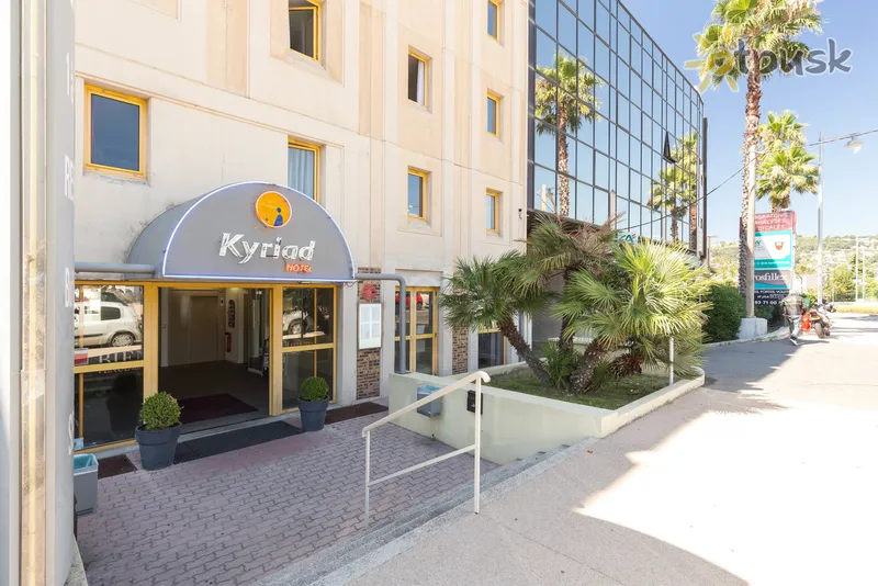 Фото отеля Kyriad Nice - Stade Hotel 3* Puiku Prancūzija išorė ir baseinai