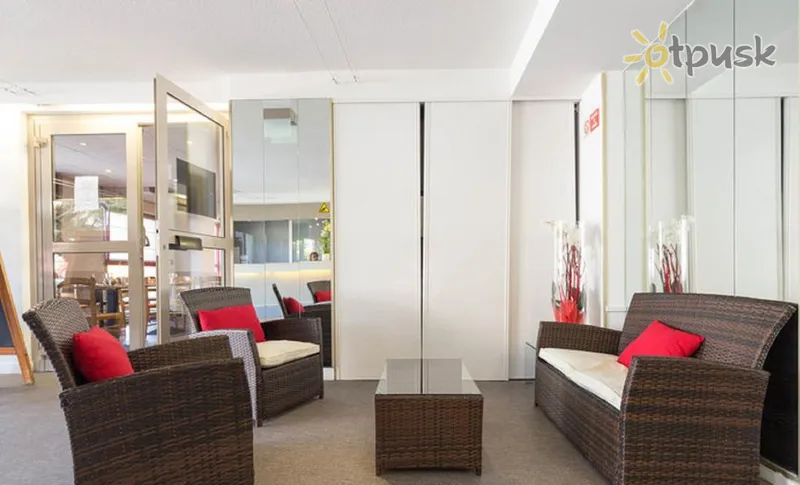 Фото отеля Kyriad Nice - Stade Hotel 3* Puiku Prancūzija fojė ir interjeras